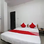 Oyo Flagship Ravindra Kiran Inn