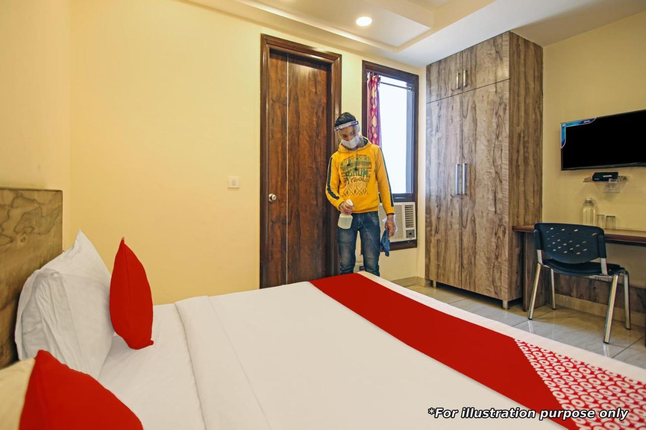 Oyo Flagship Ravindra Kiran 3* Lucknow