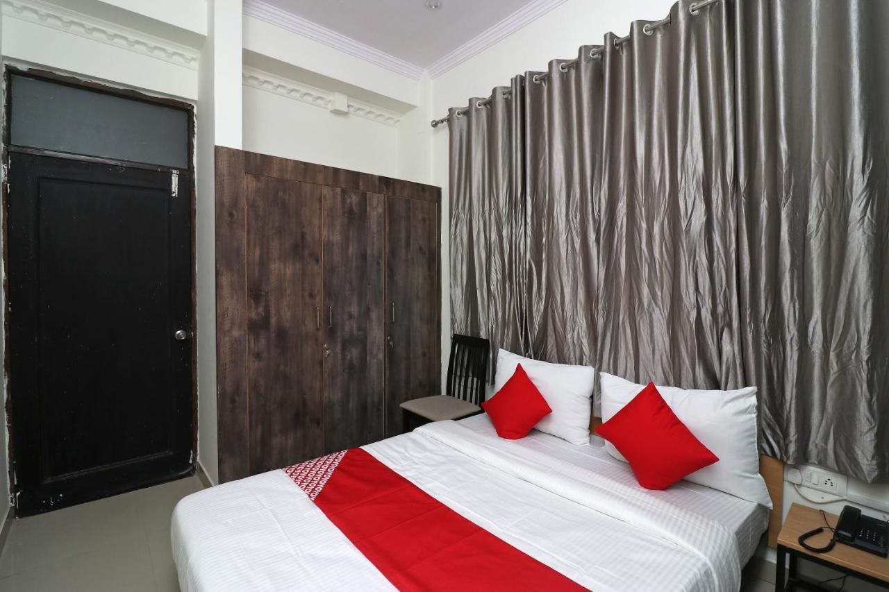 Hotel Oyo Flagship Ravindra Kiran